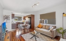 Windsor Cosy 2-Bedroom Unit In Quiet Neighborhood